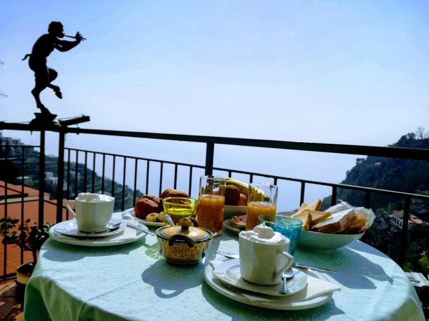 Bed and Breakfast Domus Gaia Amalfi Exterior foto
