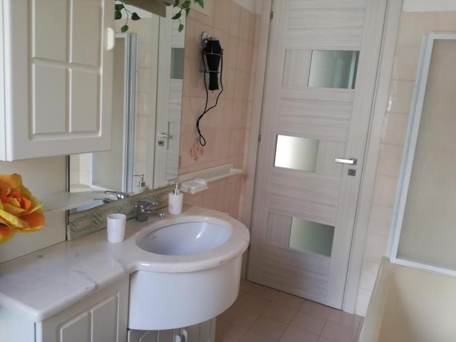 Bed and Breakfast Domus Gaia Amalfi Exterior foto